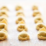 Cappelletti in brodo
