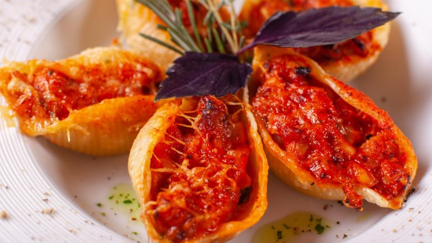 Conchiglioni ripieni al forno