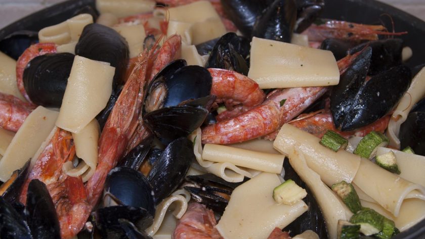 Paccheri allo scoglio