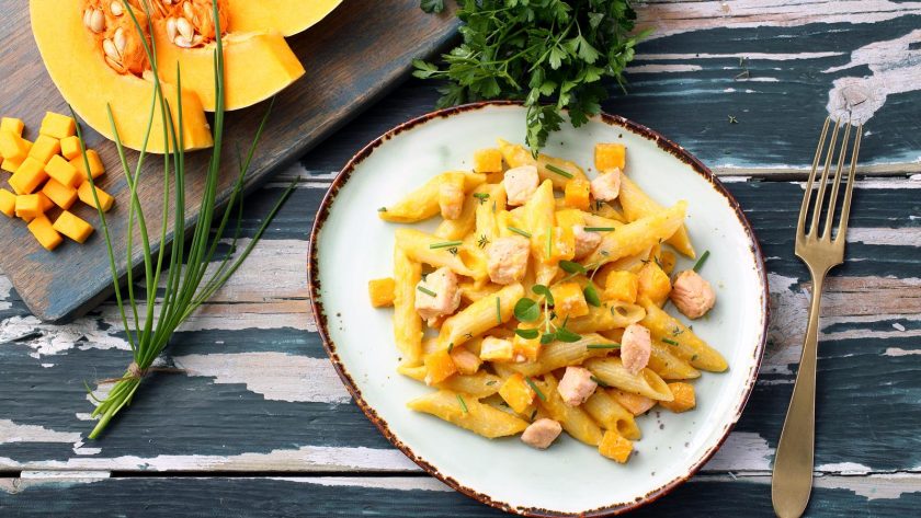 Pasta salmone e zucchine