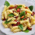 Pasta zucchine e speck