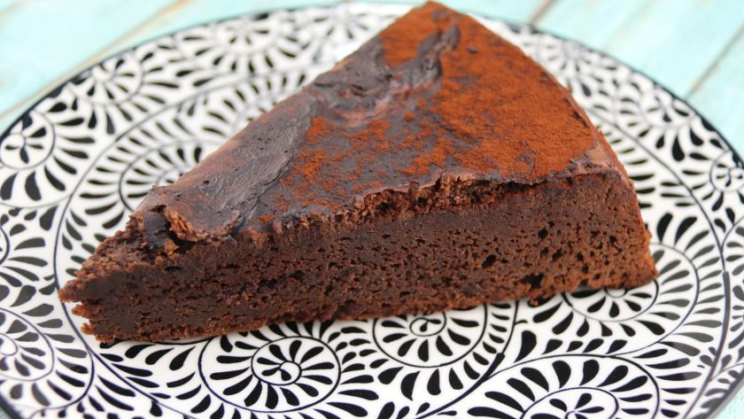 Torta all'acqua al cacao