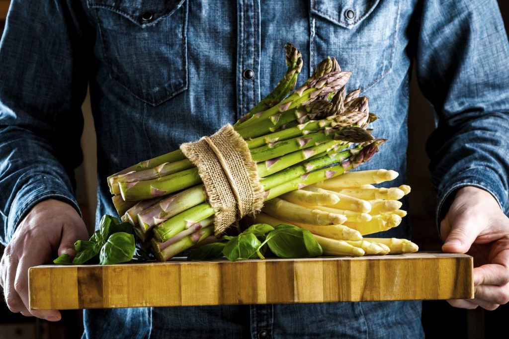Asparagi bolliti