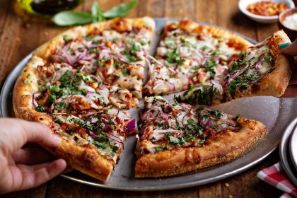 Pizza tonno e cipolla