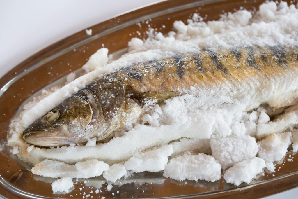 Spigola al sale