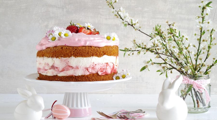 Torta panna e fragole